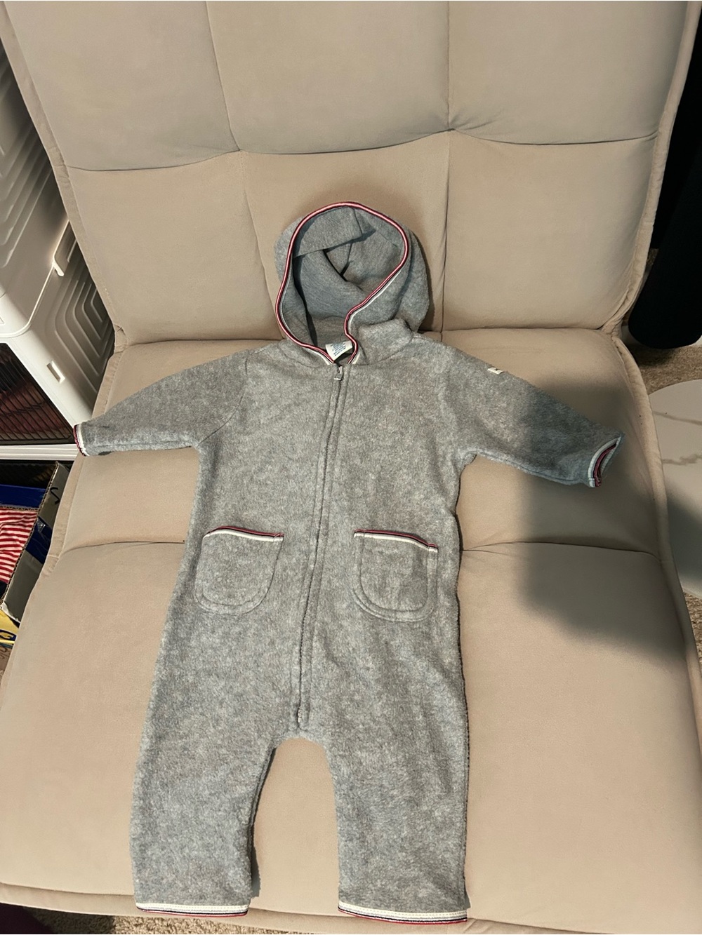 Newborn Old Navy Gray Hooded Fleece One-Piece for Kids